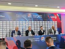 Dušan Alimpijević, konferencija za medije (2).jpg