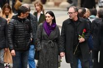 Ispraćaj za kremaciju proslavljenog reditelja i scenariste Zdravka Šotre (30).jpg