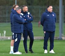 Zoran Bata Mirković sa Draganom Stojkovićem Piksijem na treningu Srbije