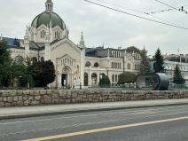 Sarajevo pred sahranu Halida Bešlić (2).jpg