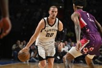 Malači Flin u dresu Ostin Sparsa