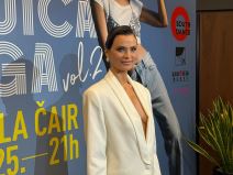 Milica Pavlović bez brusa najavila spektakl u Srbiji (3).jpg