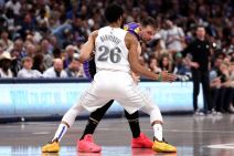 Duel Spensera Dinvidija i Luke Dončića