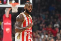 Kodi Miler Mekintajer na meču Zvezde i Asvela