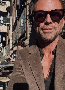 Volton Gogins (6).jpg