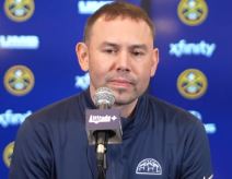 Dejvid Adelman na konferenciji