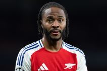 Rahim Sterling u dresu Arsenala