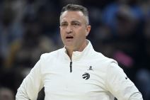 Darko Rajaković u belom duksu Toronta.