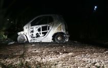 Spaljeni automobil iz kog je ranjen Darko Kovačević 2.jpg