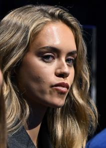 Lejla Hasanović devojka Janika Sinera gleda meč u Torinu