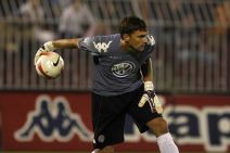 Darko Božović izvodi loptu u Partizan