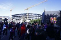 Kamp Nou renoviran 3.jpg