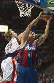 Mario Kasun Barcelona (2).jpg