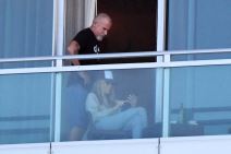 Majli Sajrus, Tiš Sajrus