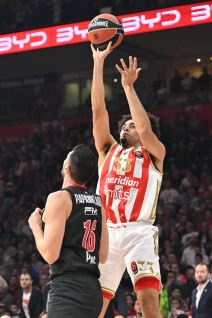 Crvena zvezda Olimpijakos  (3).jpg