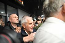 Željko Obradović na aerodromu Nikola Tesla u Beogradu