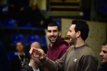 Ognjen Dobrić i Vasilije Micić na utakmici Srbije i Švajcarske