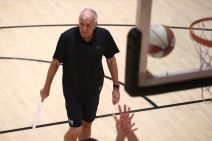 Željko Obradović na treningu Partizana u Areni