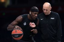 Aleksandar Matović i Isak Bonga.