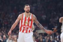 Crvena Zvezda - Barselona (6).jpg