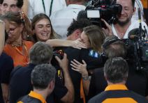 Lando Noris slavi titulu u Formuli 1 (2).jpg