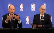 Andreas Zaglis i Adam Silver na konferenciji