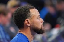 Američki košarkaš Stef Kari.