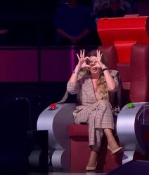 Pomirenje Zorice Brunclik i Viki Miljković (4).jpg