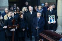 Sahrana oca Zvezdana Terzica (4).jpg