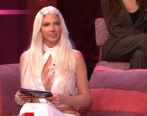 Jelena Karleuša sa ćerkama u Amidži šou (23).jpg