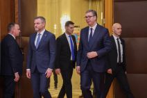 Aleksandar Vučić i Peter Pelegerini (3).jpg