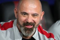 Dejan Stanković namiguje.