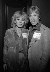 Dajan Holeček, Čak Noris