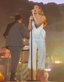 Emina Jahović (1).jpg