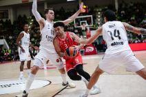 Elajdža Brajant na meču protiv Reala