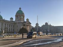 Uklonjeni šatori ispred Skupštine (3).jpg