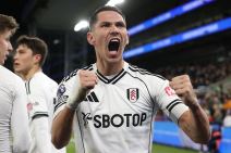 Saša Lukić slavi gol za Fulam.