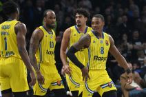 Loni Voker, Briset i Santos na utakmici Partizana u Beogradskoj areni