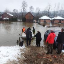 Evakuacija iz vikend naselja kod Ljubovije (4).jpg