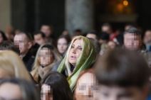 Poznati na ponoćnoj liturgiji (1).jpg