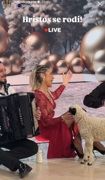 Jovana Jeremić uvela jagnje u studio (3).jpg