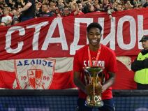 Fudbaler Kejmer sandoval, promašaj Crvene zvezde.