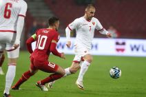 Driton Camaj i Dušan Tadić na utakmici Srbije i Crne Gore