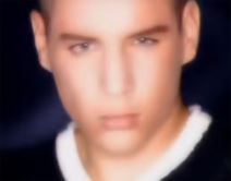 Arkanov sin Vojin u Cecinom spotu Nevaljala (4).jpg