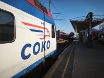 vozovi stoje u Zemunu (2).jpg