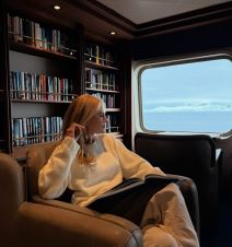 Nikol Kidman na Antarktiku (5).jpg