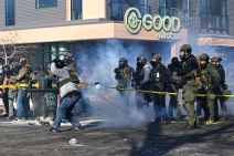 Protesti u Mineapolisu (3).jpg