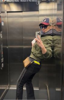 Dušica Jakovljević u liftu