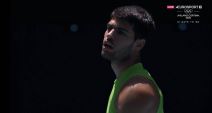 Karlos Alkaraz skida sat na Australijan openu (1).jpg