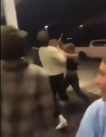 Tuča na benzinskoj pumpi (2).png